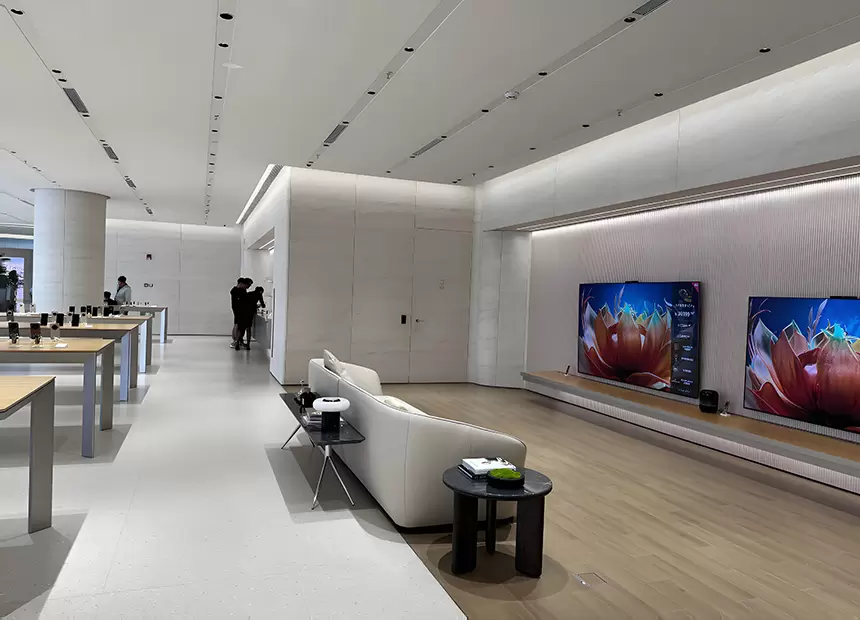 Indoor linear lighting