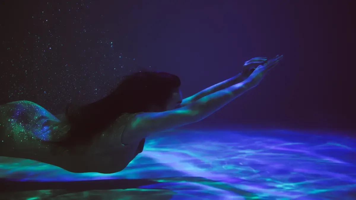 How to Install Underwater LED Flex Lighting in Pools and Fountains 