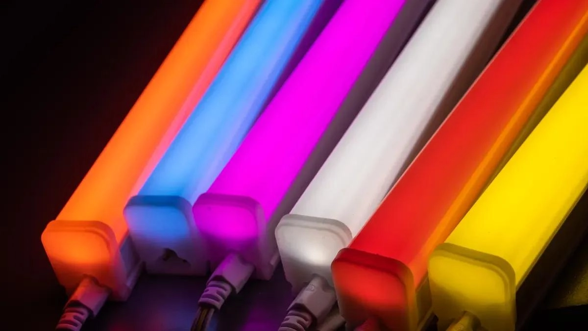 Stop Voltage Drop in Your Ultra-Long LED Flex Light Runs with These Solutions